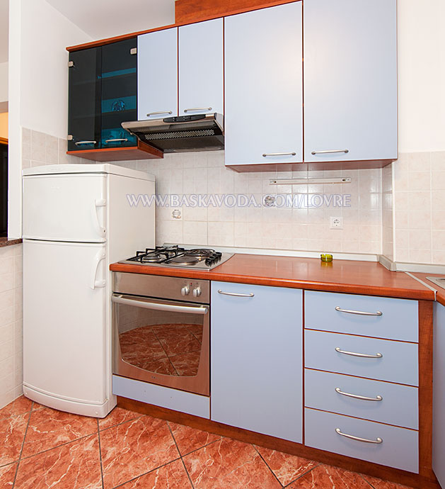 Apartments Lovre, Baška Voda - kitchen