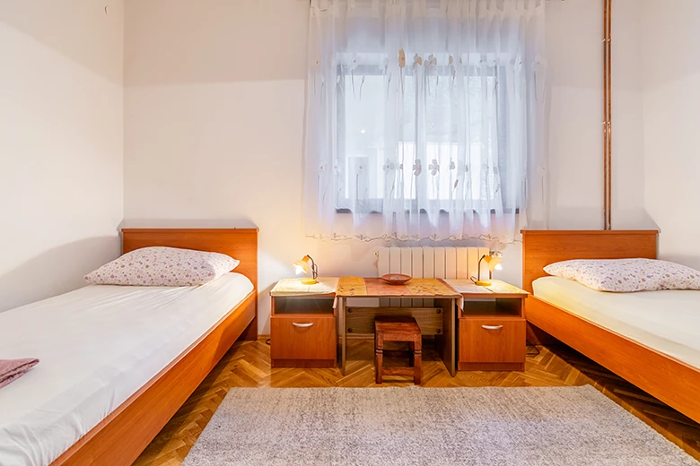 Apartments Mihaljevi, Krvavica - second bedroom