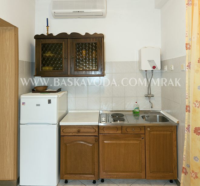 kitchen in apartment for 2 persons, Mrak, Baška Voda