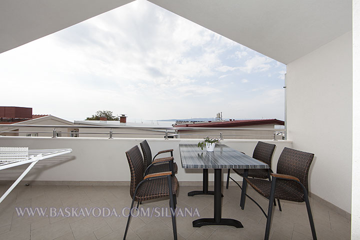 veranda with sea view